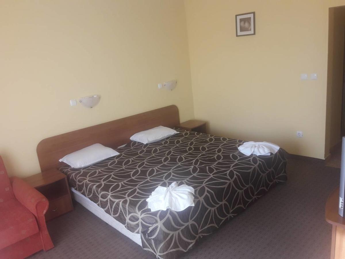 Hotel Black Sea - Breakfast, Pool & Free Parking Obzor Exteriér fotografie