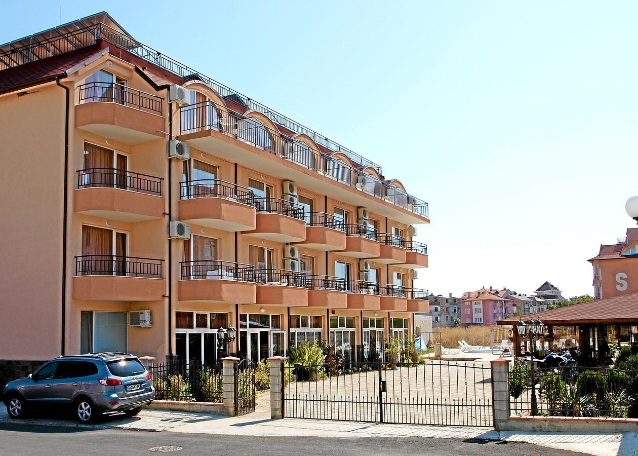 Hotel Black Sea - Breakfast, Pool & Free Parking Obzor Exteriér fotografie