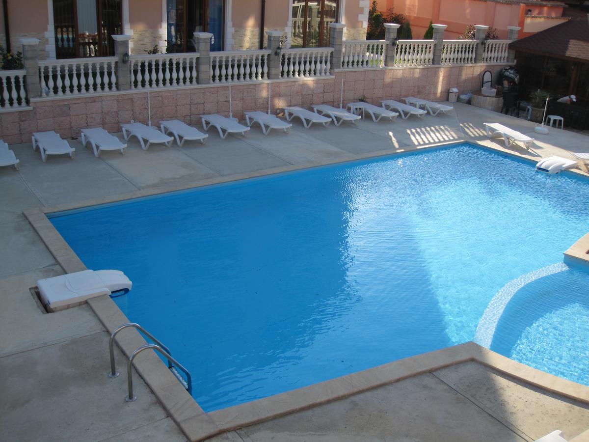 Hotel Black Sea - Breakfast, Pool & Free Parking Obzor Exteriér fotografie