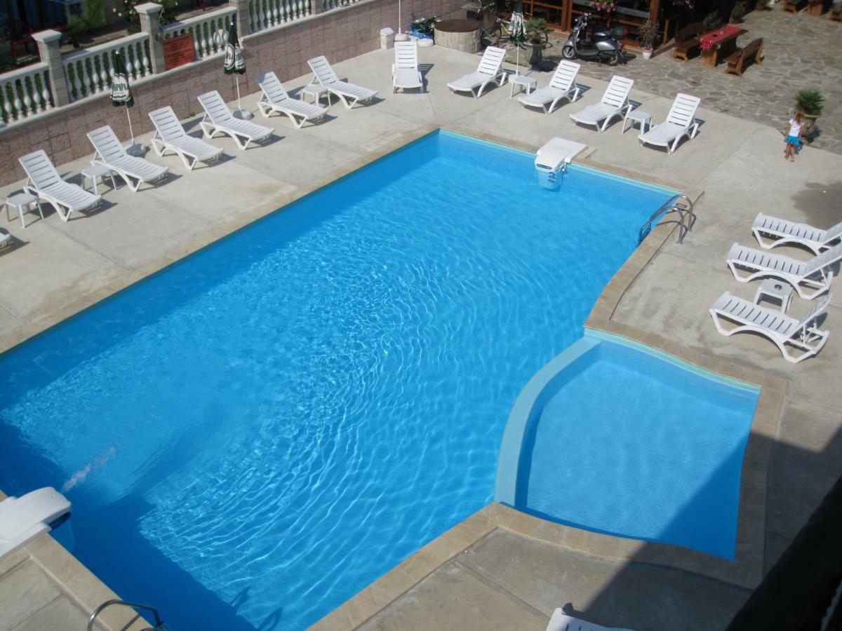 Hotel Black Sea - Breakfast, Pool & Free Parking Obzor Exteriér fotografie